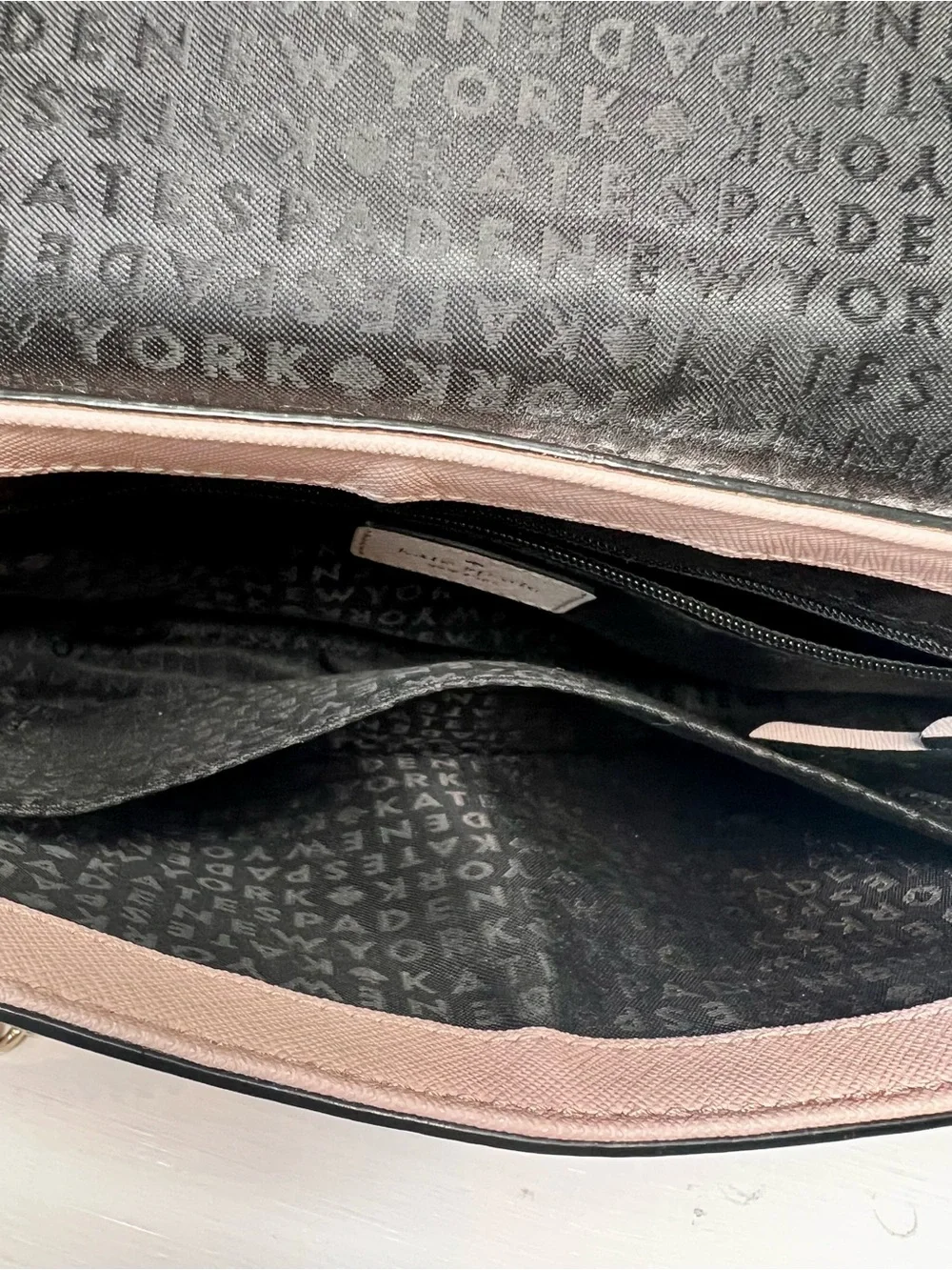 Kate Spade New York Black Blush Saffiano Leather Chain Shoulder Handbag Purse